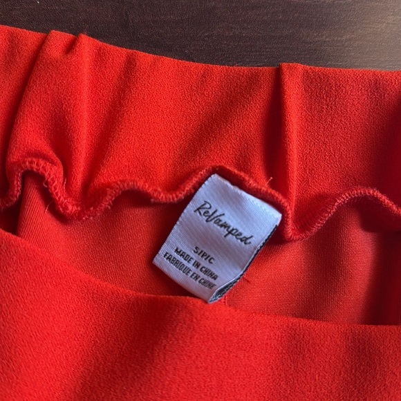 Revamped Pull On Pants Size Small - Picture 3 of 9